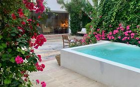Patios del Agua